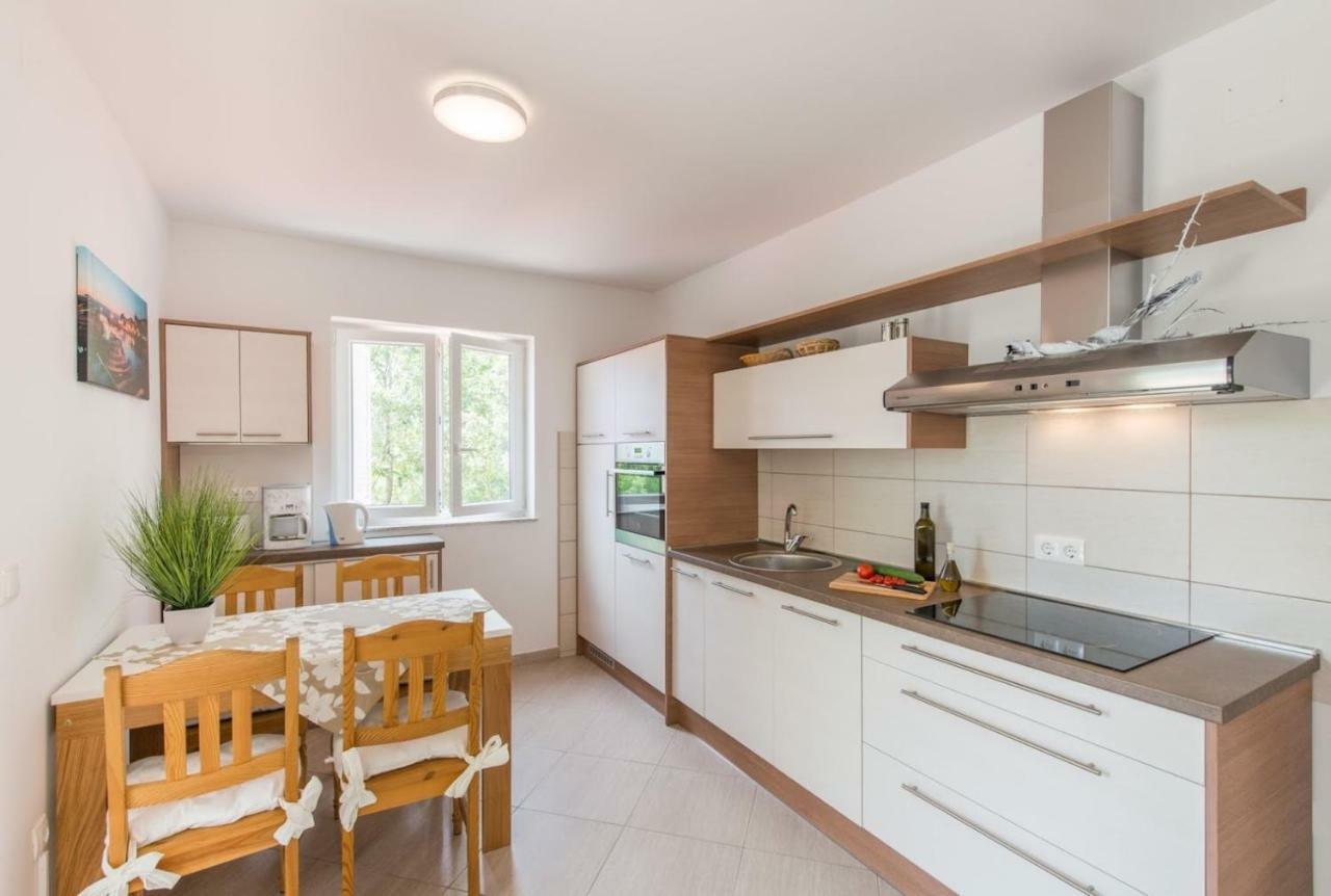 Fewo Villa Adria Barusic Bagian luar foto